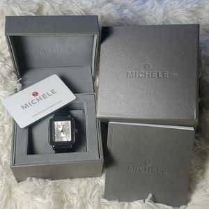 WOMEN WATCH
